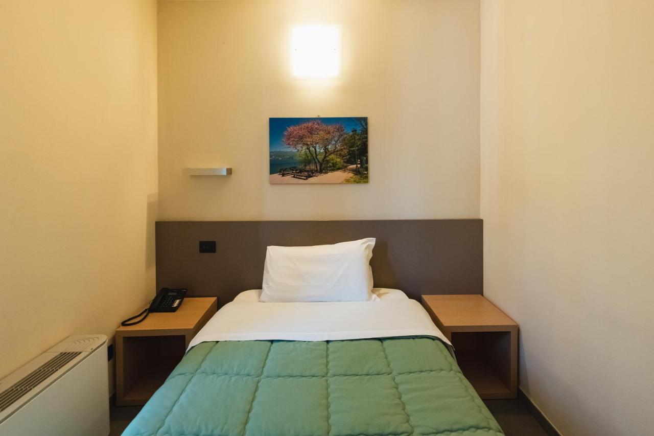 Parini Hotel Bosisio Parini Exteriér fotografie
