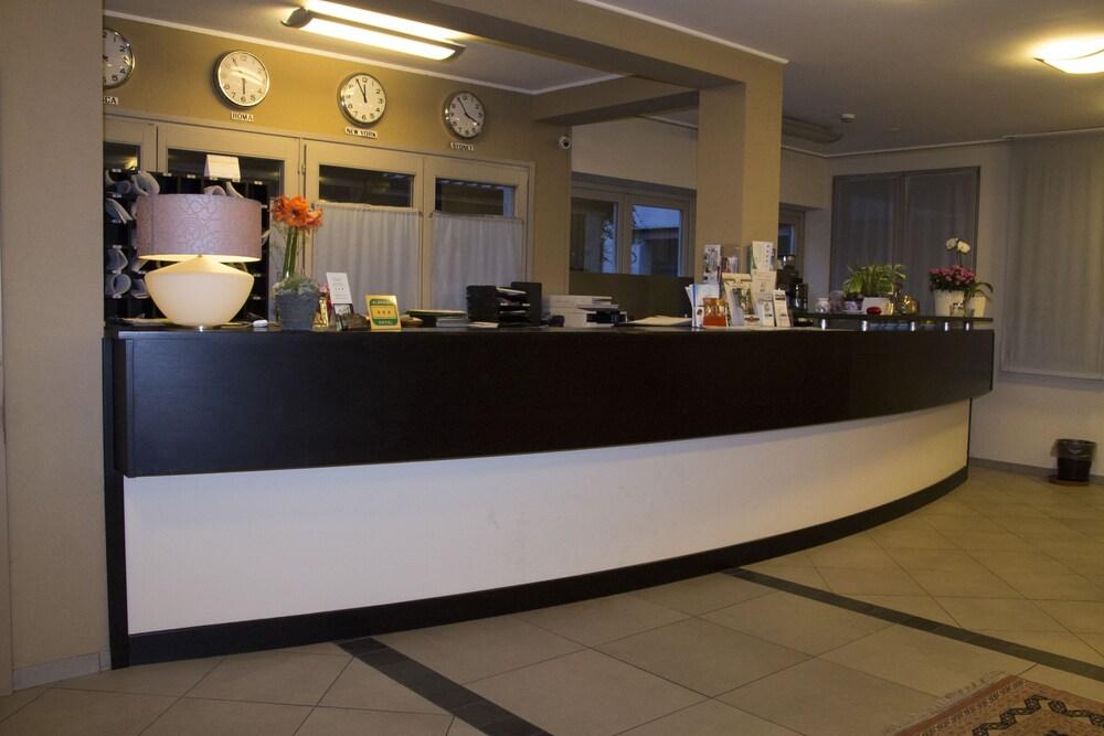 Parini Hotel Bosisio Parini Exteriér fotografie