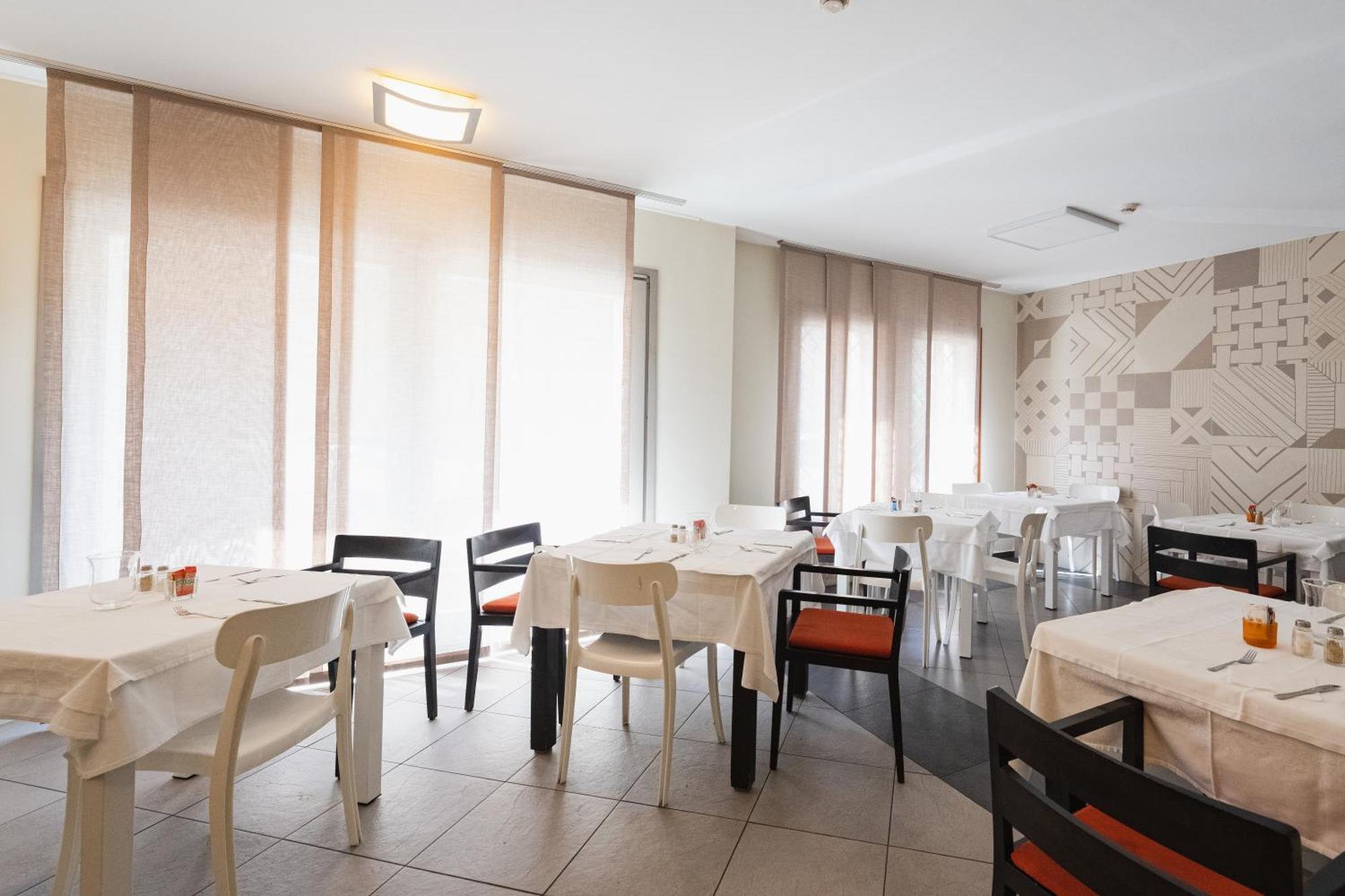 Parini Hotel Bosisio Parini Exteriér fotografie