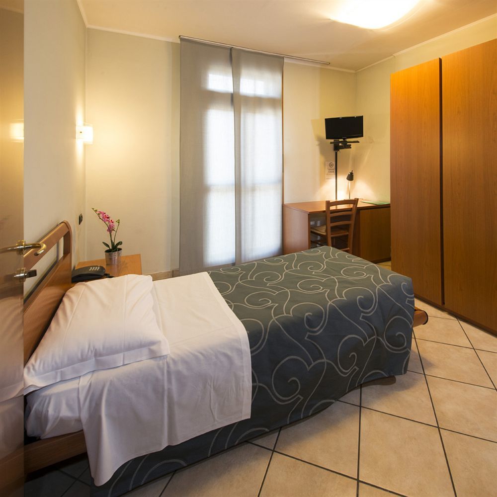 Parini Hotel Bosisio Parini Exteriér fotografie