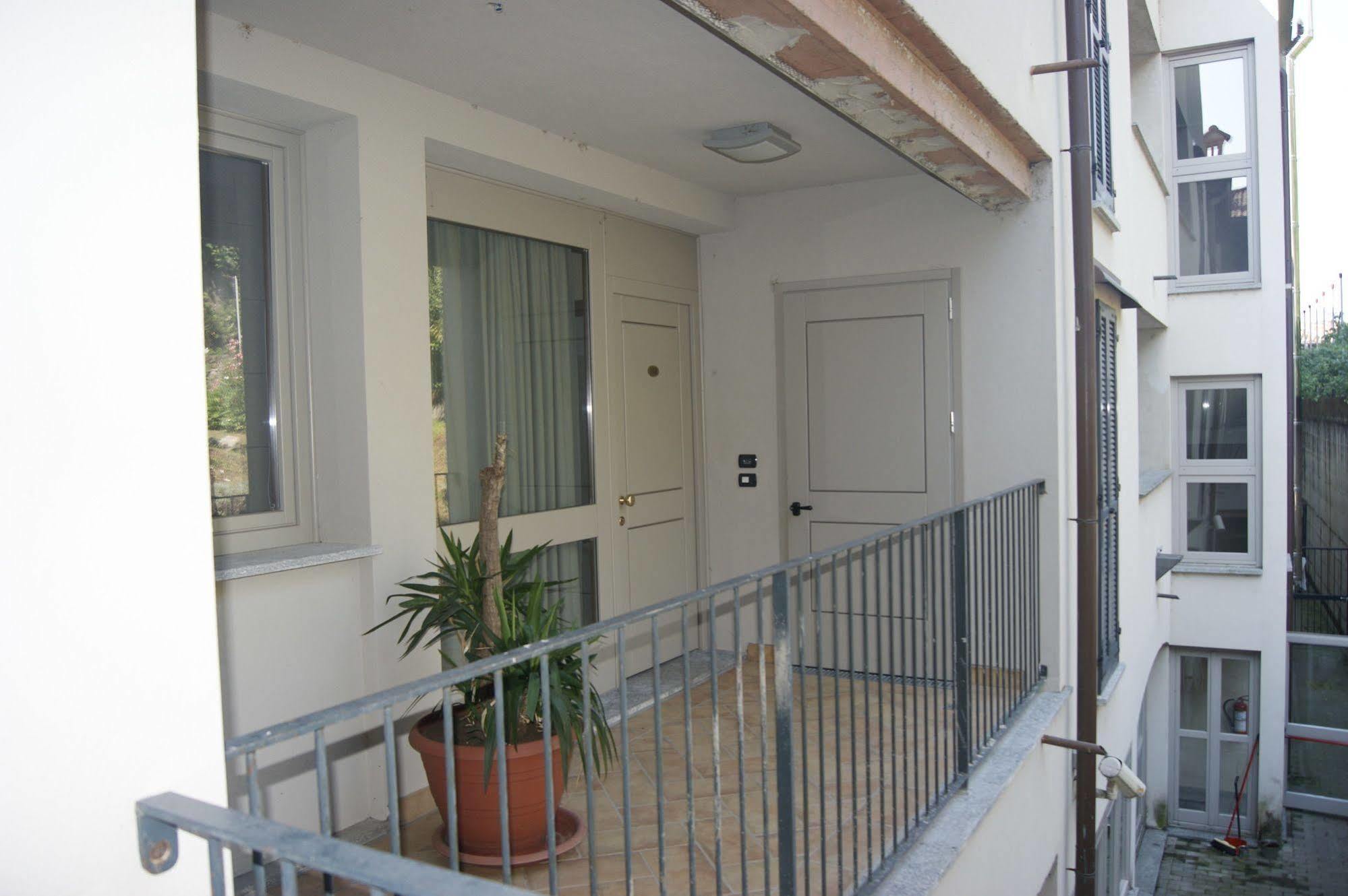 Parini Hotel Bosisio Parini Exteriér fotografie