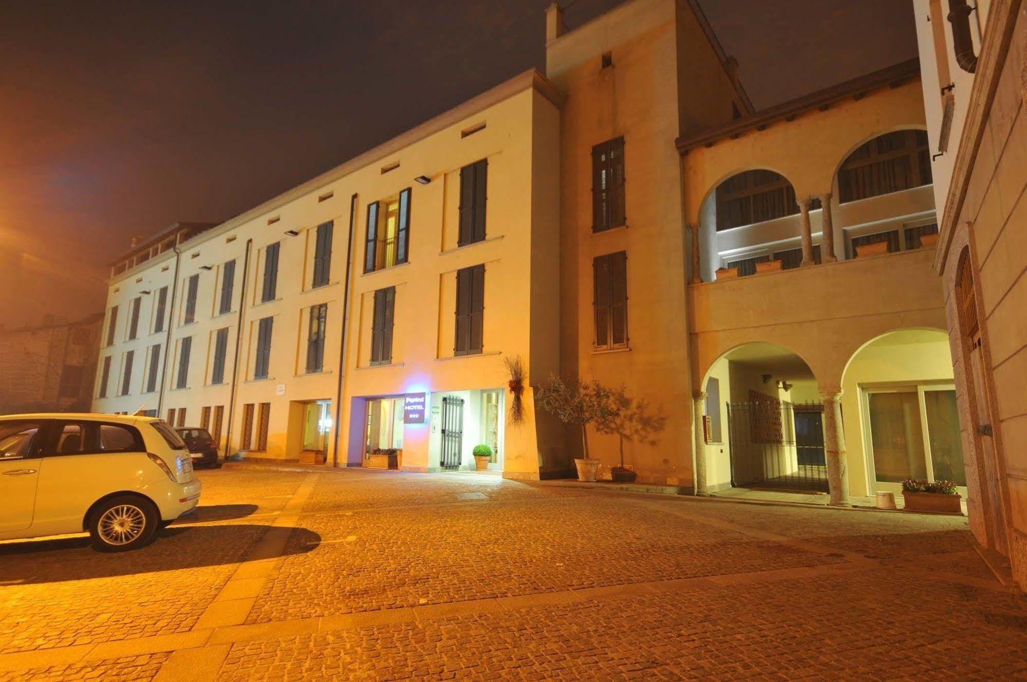Parini Hotel Bosisio Parini Exteriér fotografie
